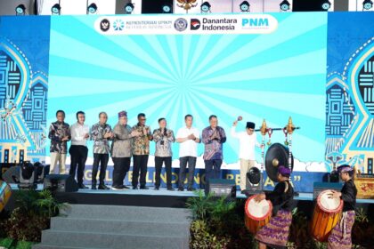 PT Permodalan Nasional Madani (PNM) menjadi host untuk Festival Kemudahan dan Pelindungan Usaha Mikro yang diselenggarakan di GOR Tambora Poltekpar, Lombok Tengah, Nusa Tenggara Barat.