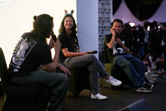 Ketua Yayasan Pita Kuning, Tyas Amalia dalam acara Mens Rea, Stand Up Comedy terbesar di Asia Tenggara, pada Sabtu (30/8/2025). Foto: Ist