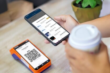 Melalui pembaruan fitur pembayaran QRIS di aplikasi BRImo, Kartu Kredit BRI kini dapat dijadikan sumber dana utama sekaligus melengkapi opsi pembayaran digital yang sudah ada sebelumnya. Foto: Dok BRI