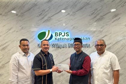 BPJS Ketenagakerjaan Kantor Wilayah DKI Jakarta memberikan santunan kepada sejumlah anak yatim yang berada di sekitar Menara Jamsostek pada Rabu (24/9/2025). Hal ini dilakukan dalam rangka memperingati Maulid Nabi Muhammad SAW 1447H/2025 M.