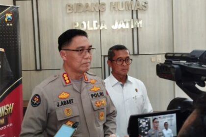 Kabid Humas Polda Jawa Timur, Kombes Pol Jules Abraham Abast. Foto: Ist