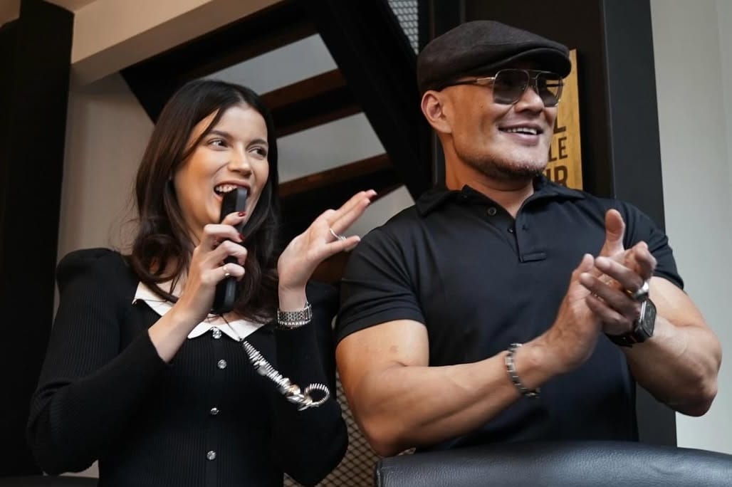 Sabrina Hapus Nama Mrs. Corbuzier, Isu Retak Rumah Tangga – Ipol.id