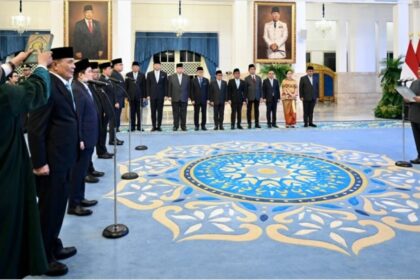 Presiden Prabowo Subianto melantik dua jabatan menteri dan tiga wakil menteri Kabinet Merah Putih sisa masa jabatan 2024-2029 di Istana Negara, Jakarta, Rabu (17/9/2025). Foto: BPMI Setpres