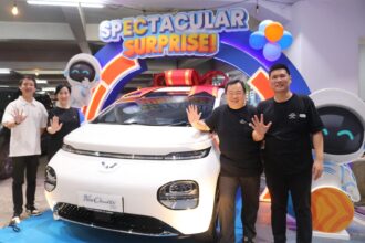Electronic City bagikan hadiah undian Spectaculer Surprise. Foto: Ist