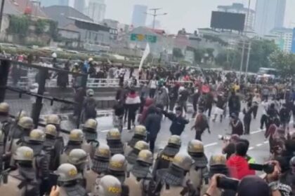 Aksi demonstrasi di depan gedung DPR RI baru-baru ini.(Foto istimewa)