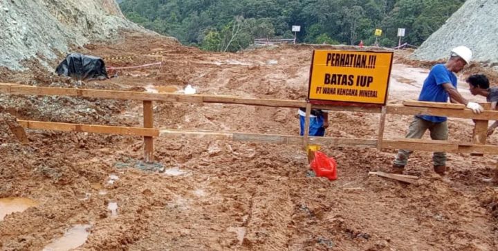Laporan Sebut Dugaan Tambang Ilegal PT Position Rugikan Negara Rp12 Triliun dan Kriminalisasi Warga Adat 2 iup pt 3
