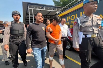 Seorang pemuda bernama Alvi Maulana (24) tega menghabisi nyawa pacarnya, TAS (25), lalu memutilasi jasad korban menjadi ratusan potongan.