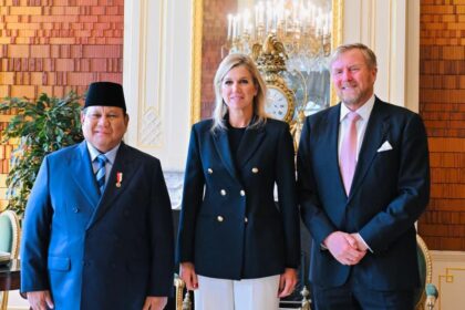 Presiden Prabowo saat bertemu Raja Willem-Alexander dan Ratu Máxima di Istana Huis ten Bosch. Foto : Ist