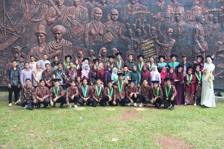 santri s1