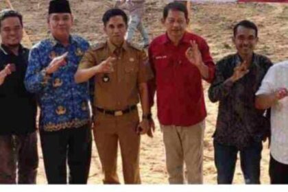 Kadis Koperasi dan UKM Kabupaten Musirawas Mefta Joni hadiri groundbreaking KDKMP Wilayah Kodim 0406 di Desa Muara Rengas. Foto: Ist