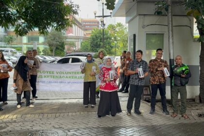 Kantor Cabang BPJS Ketenagakerjaan Jakarta Grha BPJamsostek menggelar kegiatan Employee Volunteering bertema “Go Green”. Foto: Ist