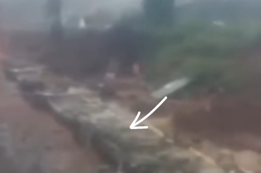 Tembok TPU Jeruk Purut roboh akibat hujan deras, Kamis (30/10/2025). Foto: Tangkap layar IG @ulujamitv