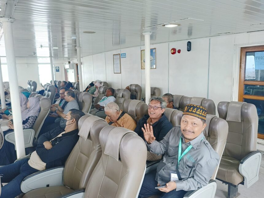 Perjalanan rangkaian kegiatan Serikat Perusahaan Pers (SPS) se-Indonesia di Aceh. Foto: Ist