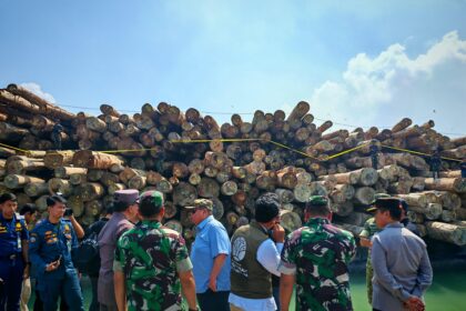 Satgas PKH amankan pembalakan liar di Kabupaten Kepulauan Mentawai, Sumatera Barat, Selasa (14/10/2025). Foto: Ist