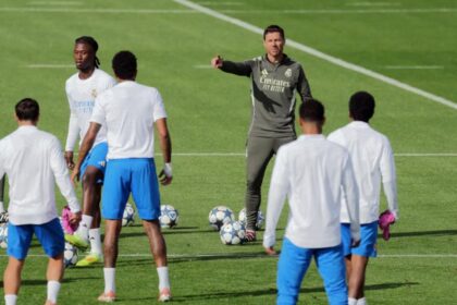 Laga sengit akan tersaji pada lanjutan Liga Champions di Stadion Santiago Bernabeu saat tuan rumah Real Madrid menjamu Juventus, Kamis (23/10) pukul 02.00 WIB.