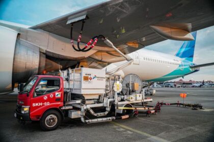 Kesiapan pasokan Avtur dalam mendukung maskapai penerbangan yang menuju Lombok, seiring penyelenggaraan Pertamina Grand Prix of Indonesia 2025 yang berlangsung pada 3–5 Oktober 2025 di Mandalika. Foto: Pertamina Patra Niaga