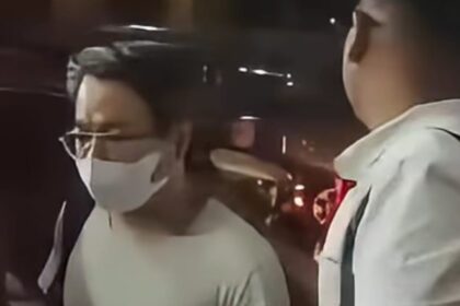 Seorang pria diduga predator seks anak berhasil diamankan polisi di sebuah apartemen kawasan Kalibata. Foto: Tangkap layar IG @diskursusnetwork