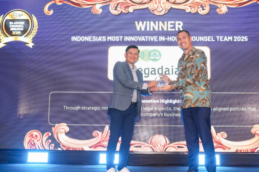 PT Pegadaian kembali menorehkan prestasi gemilang di bidang tata kelola dan hukum, dengan menerima penghargaan bergengsi “Indonesia’s Most Innovative In-House Counsel Team 2025 – Non-Bank Financial Services” dalam ajang Indonesia In-House Counsel Awards 2025. Kegiatan ini diselenggarakan di Nusa Dua, Bali, pada Jumat (03/10).