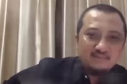 Viral di media sosial Ustaz Yusuf Mansur buka doa Rp 10 juta saat live. Foto: Tangkap layar IG @fakta.indo