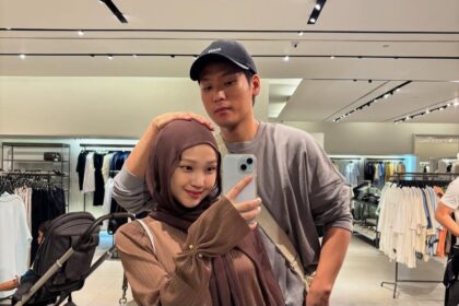 Influencer Julia Prastini alias Jule bersama suaminya, Na Daehoon, dalam salah satu unggahan Instagram sebelum isu perselingkuhan mencuat ke publik. Foto: tangkapan layar IG @juliaprastini