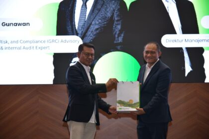 Komitmen anti fraud Pegadaian ditandai dengan Deklarasi Anti Fraud yang ditandatangani Board of Management dan diikuti seluruh karyawan. Foto: Dok Pegadaian
