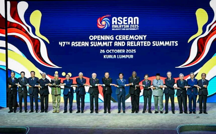 Prabowo menghadiri KTT ke-47 ASEAN di Kuala Lumpur, Malaysia, Minggu (26/10/2025). Foto: BPMI Setpres