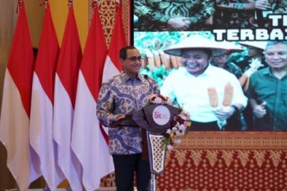 Kepala Eksekutif Pengawas Inovasi Teknologi Sektor Keuangan, Aset Keuangan Digital, dan Aset Kripto OJK Hasan Fawzi, dalam festival edukatif “Sultan Muda Digination Fest 2025”, yang digelar OJK bersama Pemerintah Provinsi Sumatera Selatan di Palembang, Jumat. Foto: Dok OJK