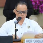 Wakil Direktur Penindakan Kortastipidkor Polri, Kombes Pol Bhakti Eri Nurmansyah dalam konferensi pers kasus dugaan tindak pidana korupsi pengelolaan keuangan PT SPR, Badan Usaha Milik Daerah (BUMD) milik Pemerintah Provinsi Riau dengan total kerugian negara ditaksir mencapai Rp33,29 miliar di Gedung Bareskrim Polri, Jakarta, Selasa (21/10/2025). Foto: Ist