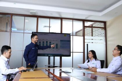 PLN membuka peluang bagi talenta terbaik bangsa yang inovatif, profesional, dan berintegritas untuk berkontribusi bagi sektor energi Indonesia. Foto: Dok PLN