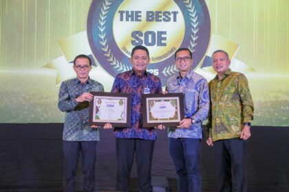 BRI berhasil meraih dua penghargaan bergengsi, yakni “Titanium Champion” dan “The Asianpost Best State-Owned Enterprise 2025”. Foto: Dok BRI