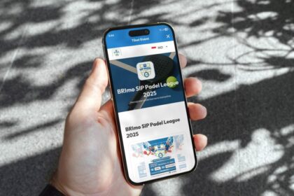 Melalui program Promo Spesial Omni Padel, nasabah berkesempatan mendapatkan cashback Rp100.000,- setiap melakukan pembayaran sewa lapangan menggunakan QRIS BRImo. Foto: Dok BRI