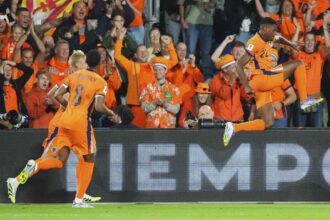 Sekebrasi skuad Belanda usai cukur Malta 4-0. Foto : Ist