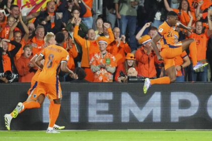 Sekebrasi skuad Belanda usai cukur Malta 4-0. Foto : Ist