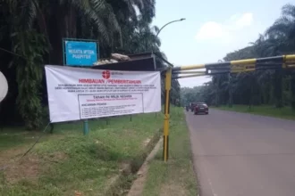 Akses jalan dikawasan Puspitek. Foto : Ist