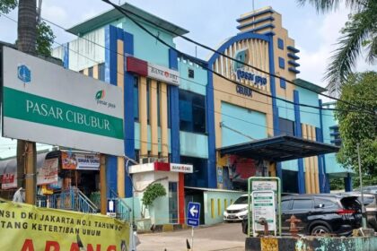 Suasana Pasar Cibubur, Jakarta Timur. Foto: Dok/ipol.id