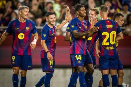 Skuad Barca siap hadang Real Madrid. Foto : Ist