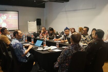 Kemenag dan BRIN menggelar rapat kajian kebijakan bantuan pesantren. Foto: Kemenag