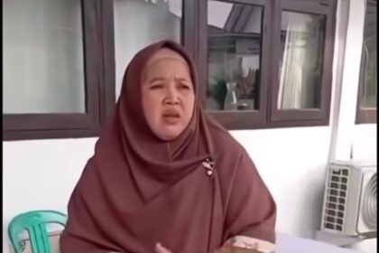 Viral Kepala Sekolah (Kepsek) SMAN 1 Cimarga di Lebak, Banten bernama Dini Fitria dikabarkan telah dipolisikan imbas tampar murid lantaran ketahuan merokok di sekolah. Foto: Tangkap layar IG @majeliskopi08