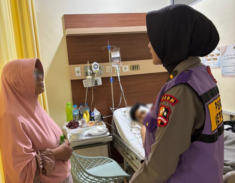 Biro Psikologi SSDM Polri dan Bagian Psikologi Biro SDM Polda Metro Jaya melanjutkan pendampingan psikososial dan bantuan awal psikologis kepada korban ledakan di SMAN 72. Foto: Ist