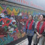 Wali kota Semarang bersama Ketua DPR RI Puan Maharani saat meninjau Kampoeng Djadhoel. Foto: Ist