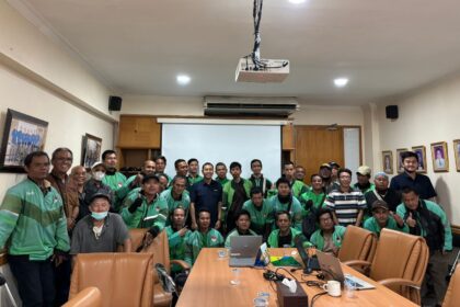 BPJS Ketenagakerjaan Jakarta Kelapa Gading gelar Pelatihan Keselamatan Mitra (PAKEM) sekaligus sosialisasi manfaat program Jamsostek bagi mitra Grab Indonesia. Foto: Ist