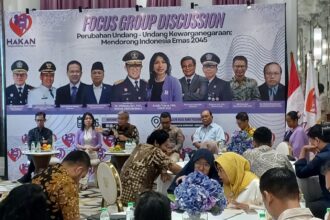 Suasana Focus Group Discussion (FGD) digelar organisasi Harapan Keluarga Antar Negara (HAKAN) bertemakan Perubahan Undang-Undang Kewarganegaraan: Mendorong Indonesia Emas 2045 di Jakarta, Kamis (6/11/2025). Foto: Joesvicar Iqbal/ipol.id
