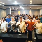 Barisan Muda Nusantara saat menggelar Diskusi Publik mengangkat tema "Soeharto Sebagai Pahlawan Nasional, Pelajaran Sejarah dan Visi Pembangunan" di Hotel Neo Tendean, Jakarta Selatan, Senin (10/11/2025). Foto: Ist