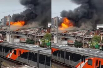 Api berkobar di Jalan Kampung Duri Dalam, Gang Gerindo 5, Kelurahan Duri Selatan, Selasa (11/11/2025) sore. Foto: Tangkap layar IG @ulujamitv