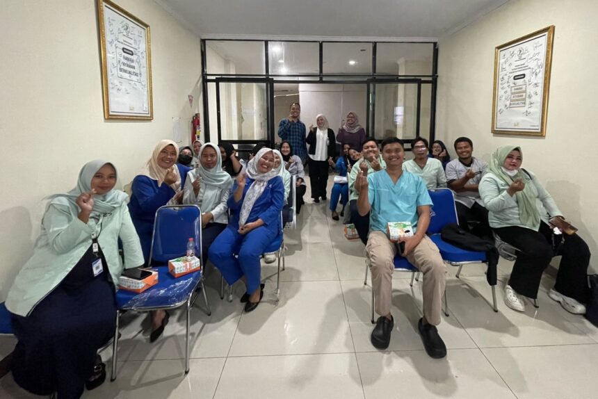 Kantor Cabang BPJS Ketenagakerjaan Jakarta Mangga Dua memperkuat sinergi dengan mitra Pusat Layanan Kecelakaan Kerja (PLKK)dalam upaya meningkatkan mutu layanan bagi peserta.
