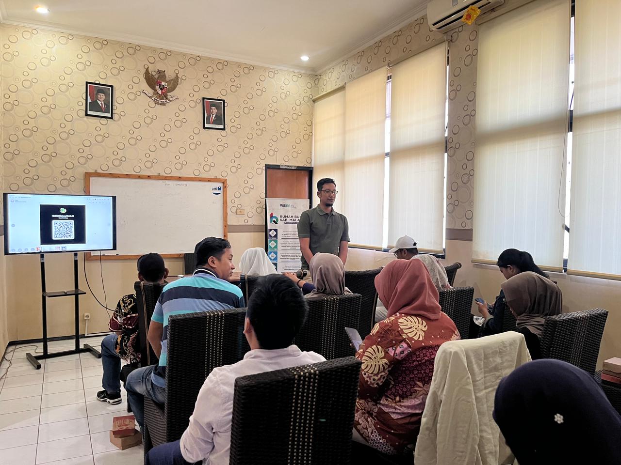 Berbagai program pelatihan digital yang bertujuan untuk meningkatkan daya saing dan inovasi UMKM dengan fasilitator dari Rumah BUMN. Foto: Telkom Indonesia