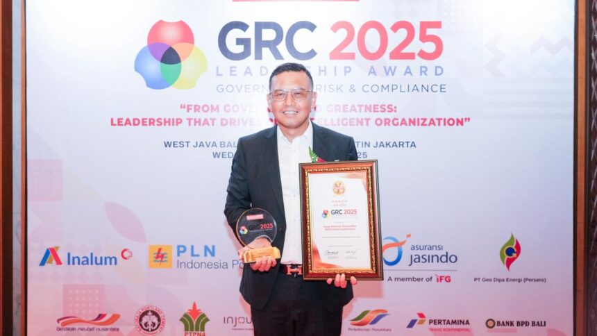 BPJS Ketenagakerjaan meraih penghargaan 5 Stars Gold pada ajang Governance, Risk & Compliance (GRC) & Leadership Award 2025, yang diselenggarakan di The Westin Hotel, Jakarta.