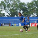 Pertandingan final KU 12 MilkLife Soccer Challenge Malang Seri 1 2025 - 2026 mempertemukan SDN Mojorejo 01 melawan SDN 3 Pandanlandung di Stadion Gajayana, Malang, Minggu (16/11/2025). Dalam laga pamungkas, SDN 3 Pandanlandung meraih gelarjuara usai menang tipis 1-0. Foto/Megapro 