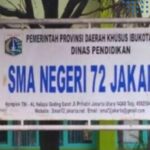 SMAN 72 Jakarta saat kegiatan belajar kembali digelar dengan skema tatap muka dan daring pascainsiden ledakan. Foto: IG @ipoldotid