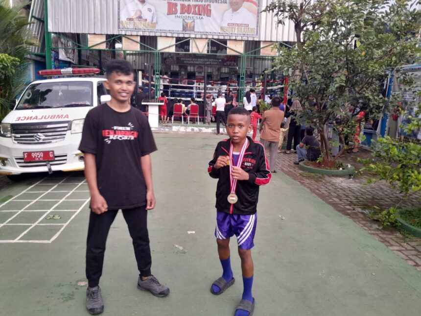 Bocah Berdarah Kamerun Ingin Menjadi Petinju Nasional